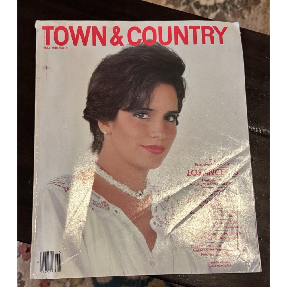 MAY 1986 TOWN & COUNTRY MAGAZINE Lifestyle- Fashion- Social Scene RARE